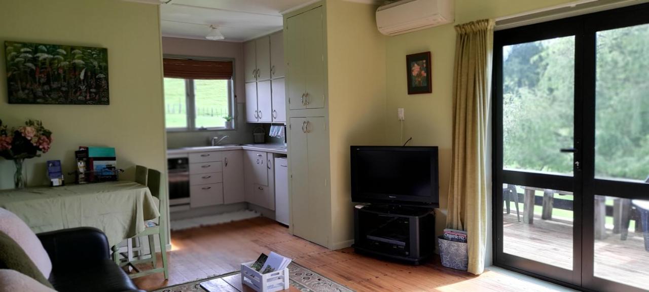 Earthsounds Country Cottage Taumarunui Buitenkant foto